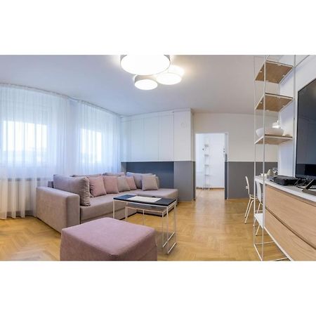 Arena'S Finest Apartment Belgrade Luaran gambar