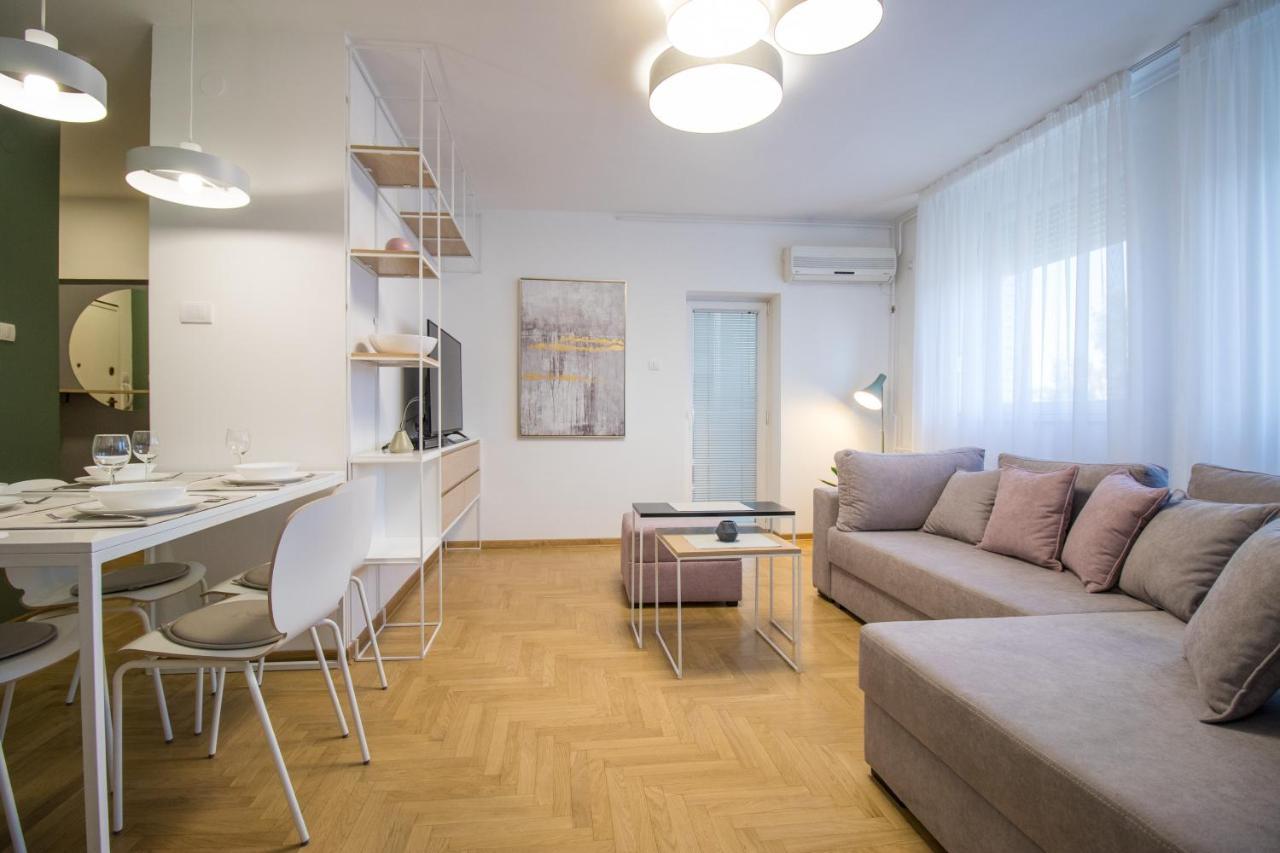 Arena'S Finest Apartment Belgrade Luaran gambar