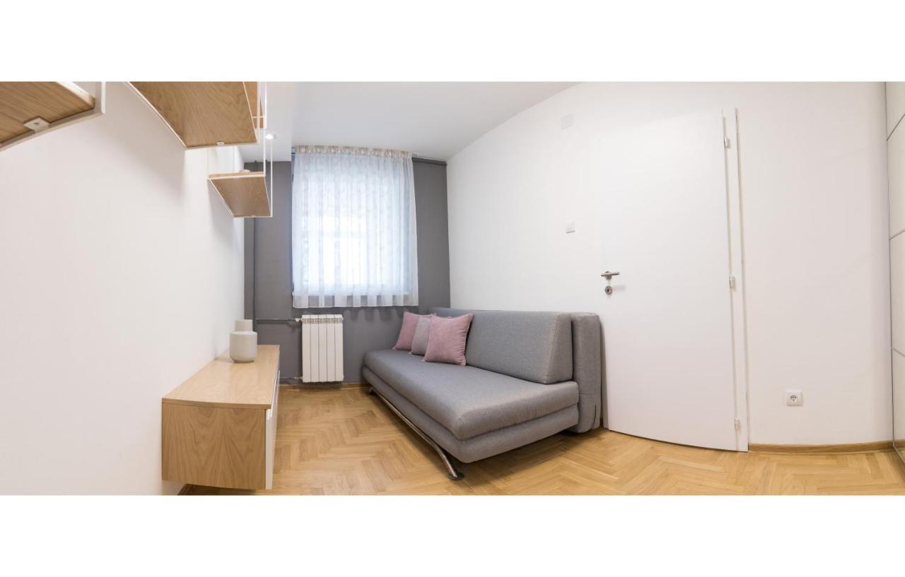 Arena'S Finest Apartment Belgrade Luaran gambar