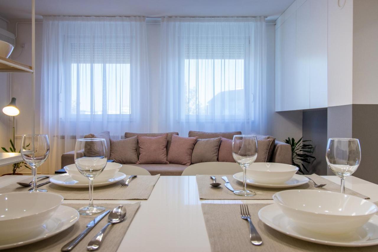 Arena'S Finest Apartment Belgrade Luaran gambar